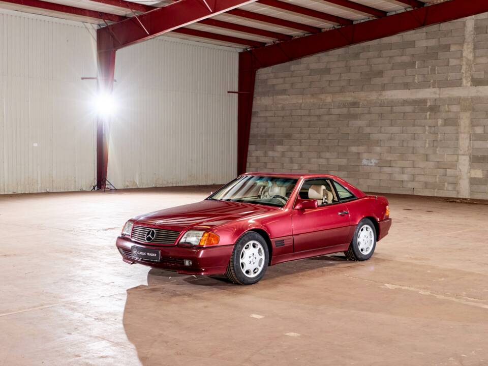 Image 9/43 of Mercedes-Benz 500 SL (1992)