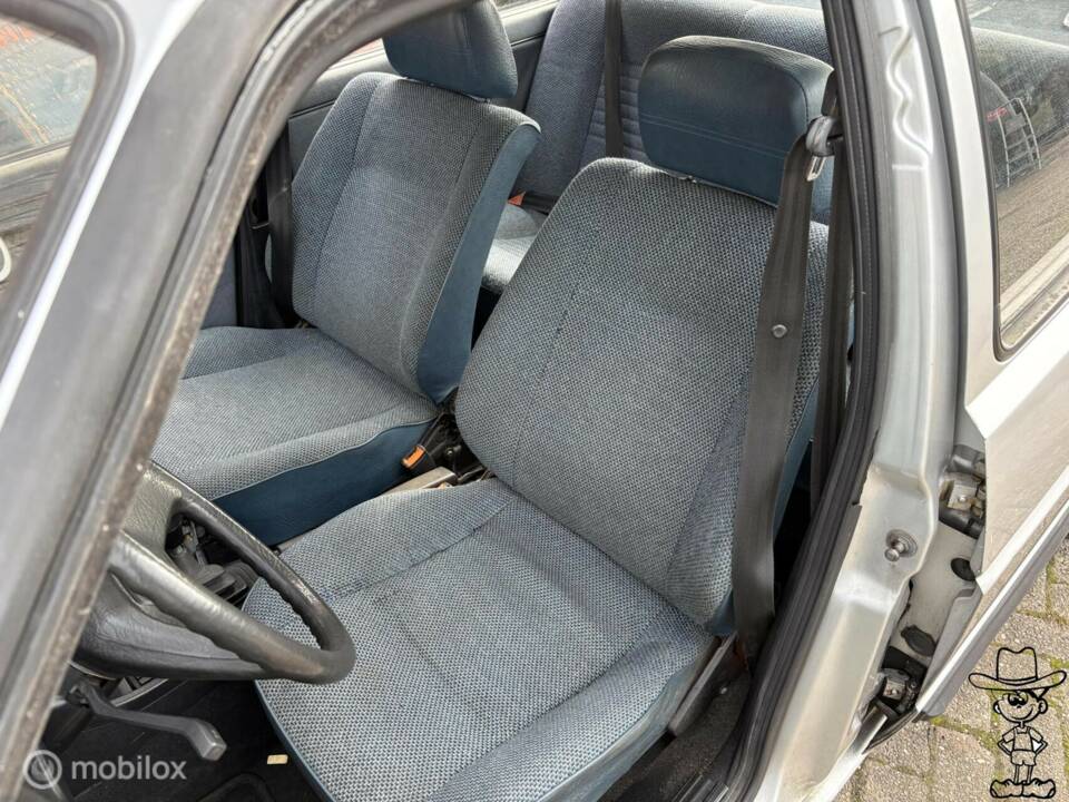 Bild 20/31 von Volkswagen Jetta 2,0 (1984)