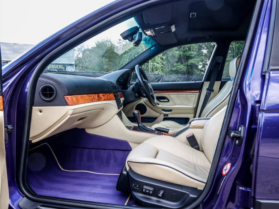 Bild 35/50 von ALPINA B10 V8 (2000)