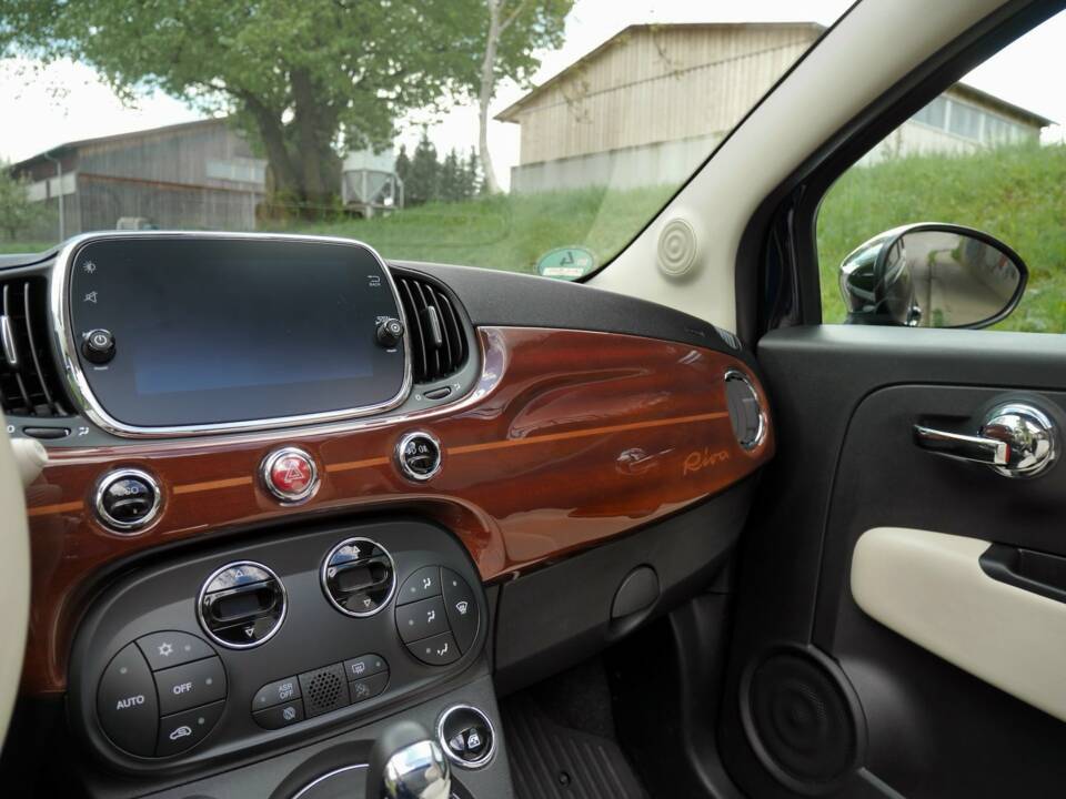 Bild 18/39 von FIAT 500C Riva (1900)