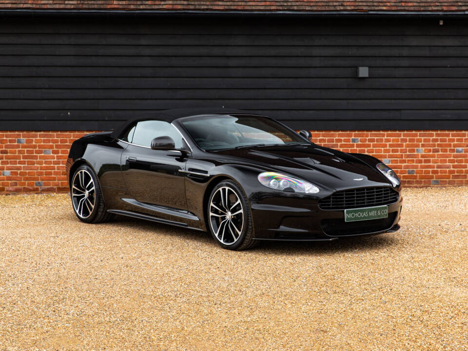 Bild 2/99 von Aston Martin DBS Volante (2012)