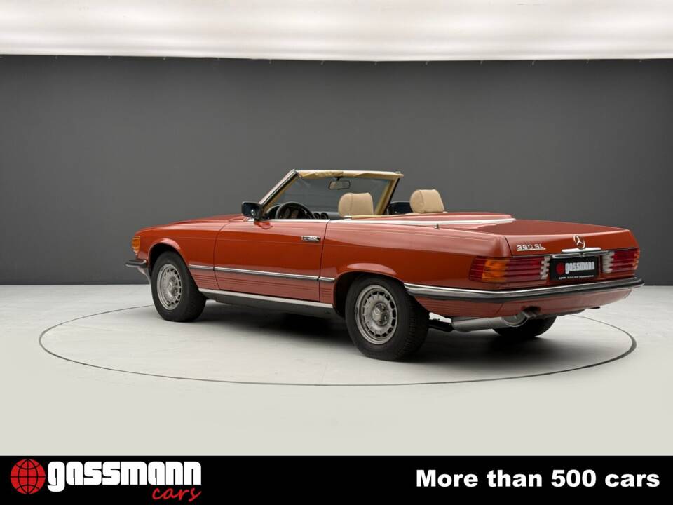 Image 9/15 de Mercedes-Benz 380 SL (1982)