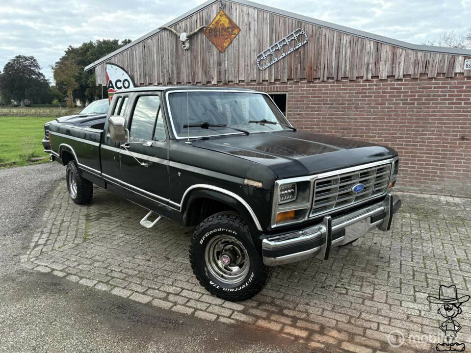Bild 1/17 von Ford F-250 (1986)