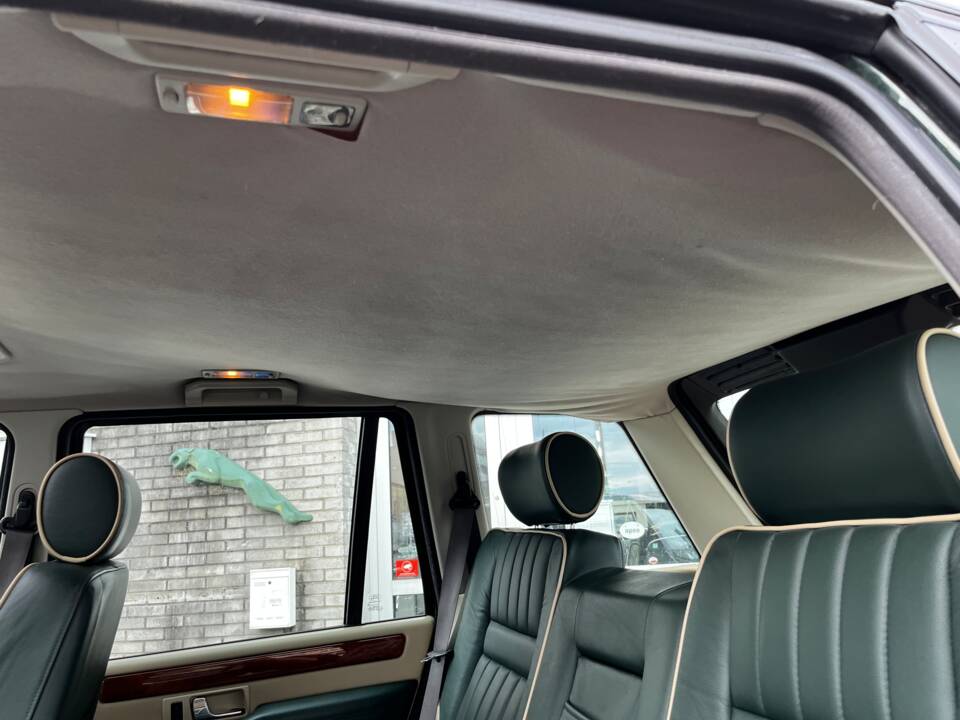 Image 16/23 of Land Rover Range Rover 4.6 HSE "30th Anniversary Edition" (2000)