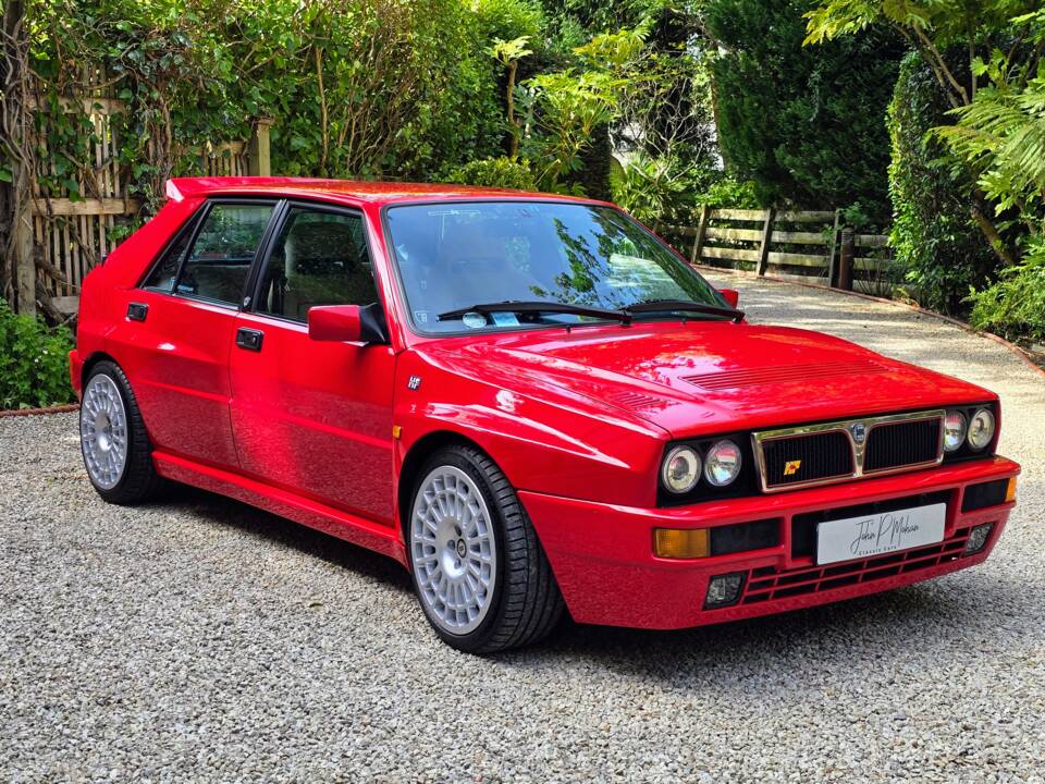 Immagine 9/63 di Lancia Delta HF Integrale Evoluzione II (1994)