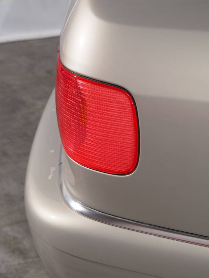 Bild 26/55 von Audi A8 3.7 quattro (2000)