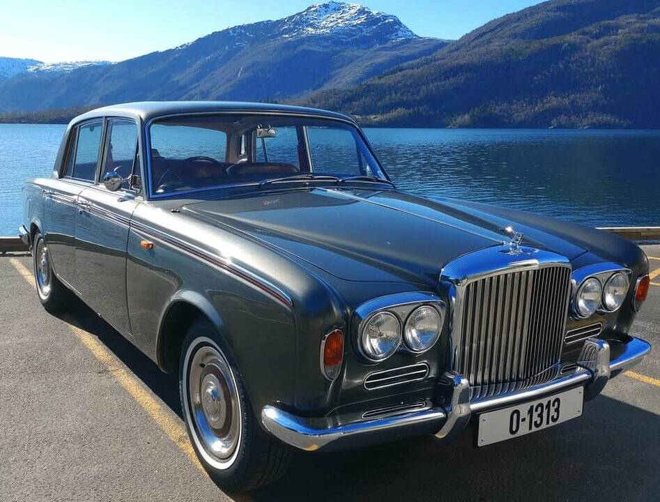 Bild 1/8 von Bentley T 1 (1967)