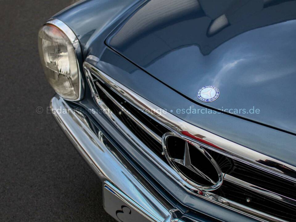 Afbeelding 27/41 van Mercedes-Benz 280 SL (1969)