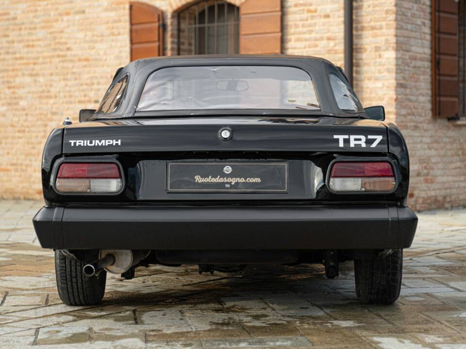 Immagine 13/50 di Triumph TR 7 Europa (1981)