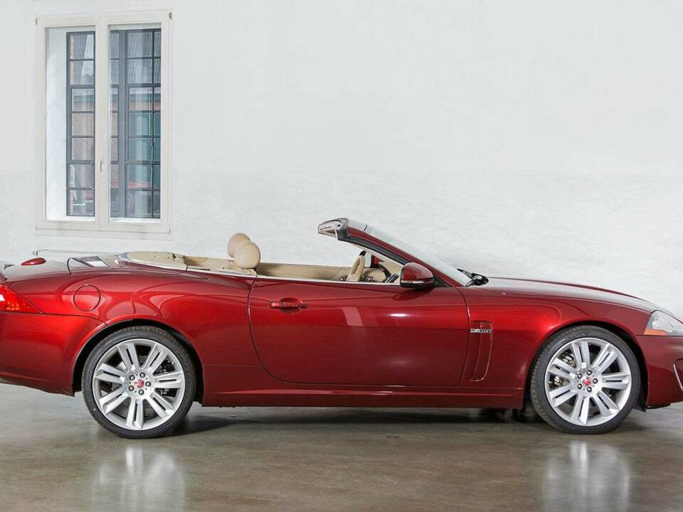 Immagine 6/20 di Jaguar XK (2010)