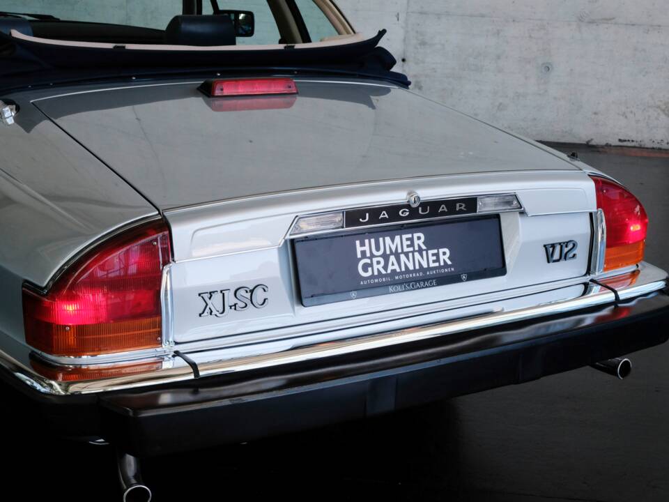 Image 40/47 of Jaguar XJ-SC 5.3 (1987)