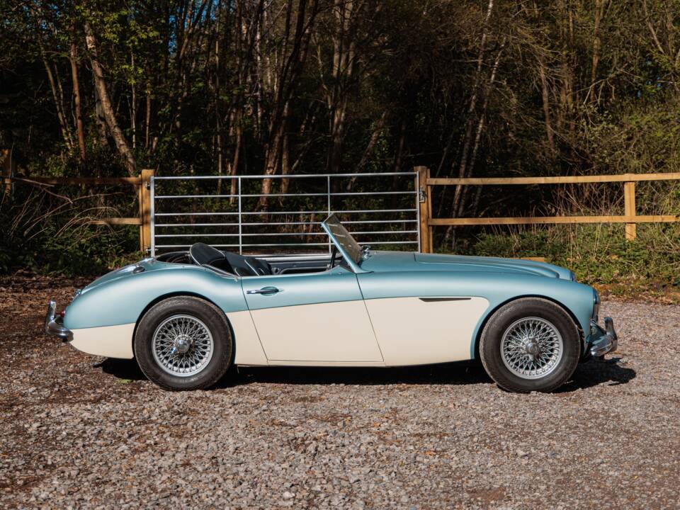 Bild 2/50 von Austin-Healey 100&#x2F;6 (BN4) (1957)
