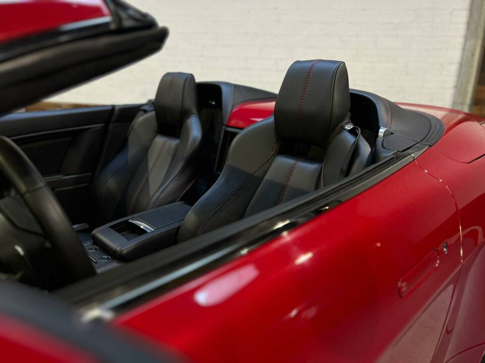 Imagen 16/60 de Aston Martin V8 Vantage Roadster (2008)