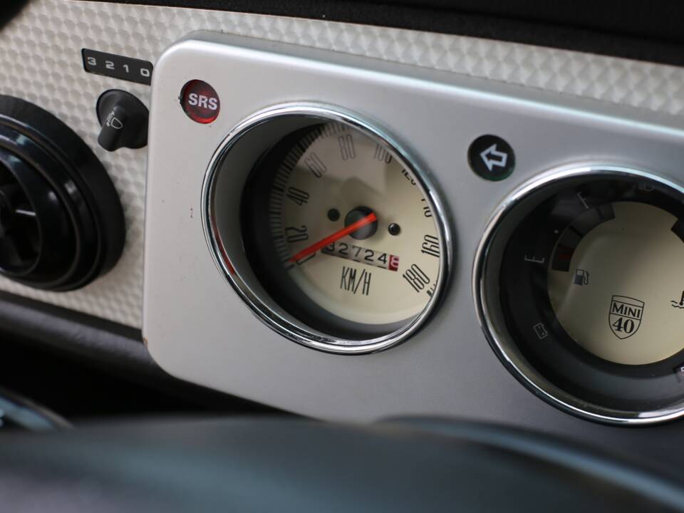 Immagine 10/38 di Mini Cooper 1.3i MPI (1999)