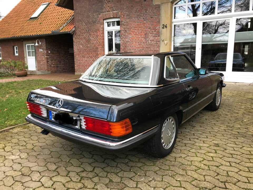 Bild 7/8 von Mercedes-Benz 300 SL (1988)