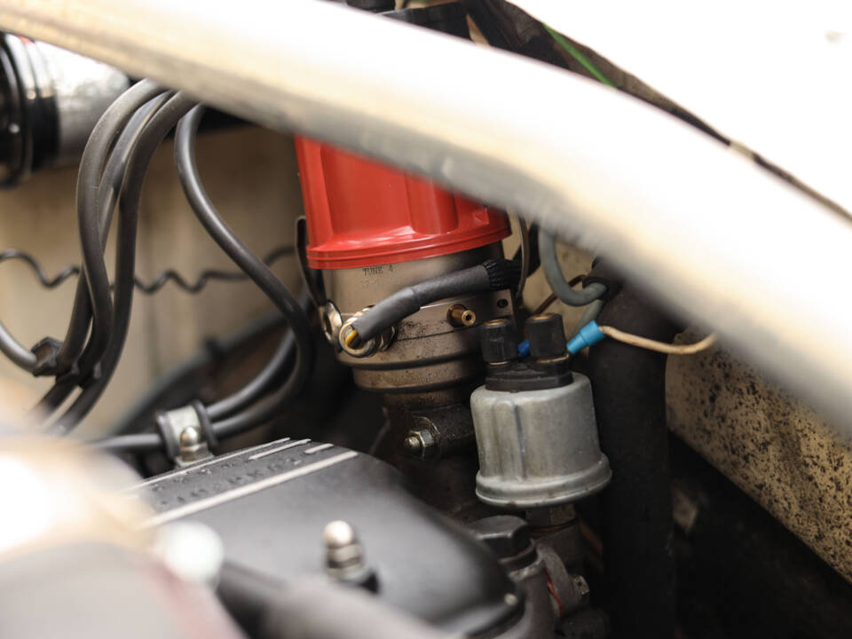 Image 49/80 de BMW 2002 (1975)
