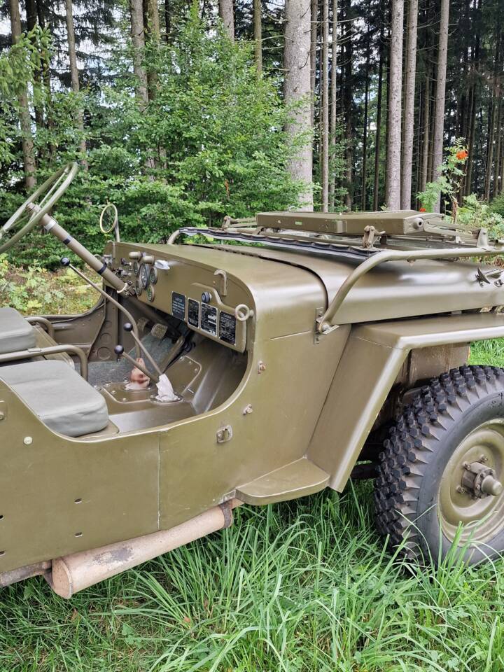 Bild 41/109 von Hotchkiss M 201 (1962)
