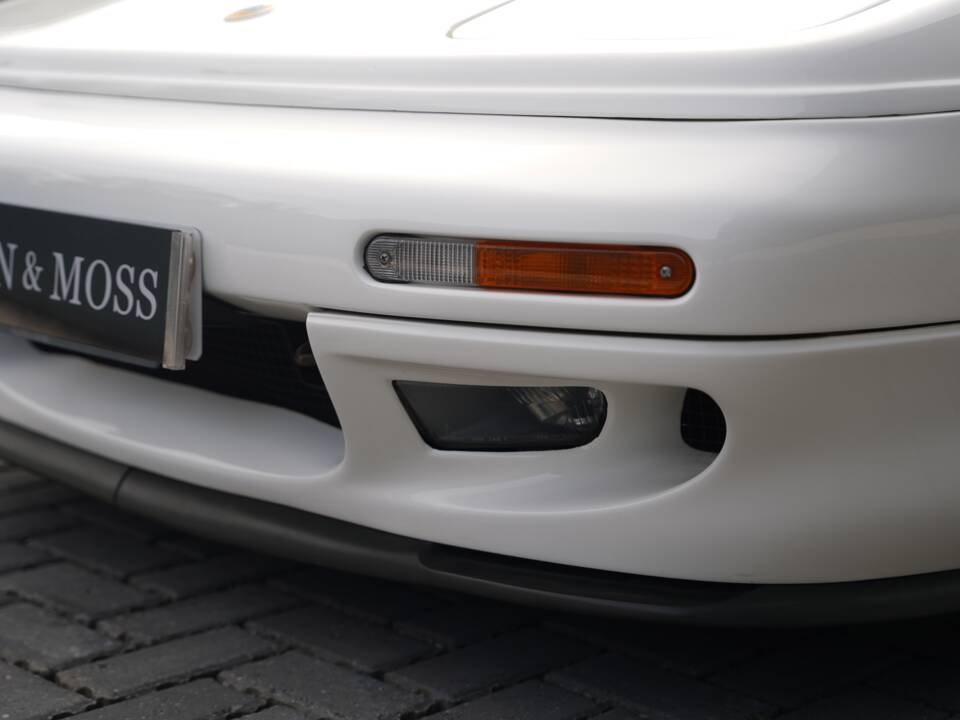Image 30/50 of Lotus Esprit S4 (1994)