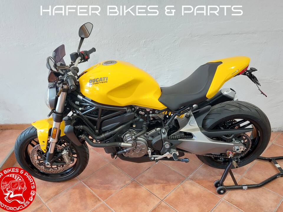 Bild 7/29 von Ducati DUMMY (2018)