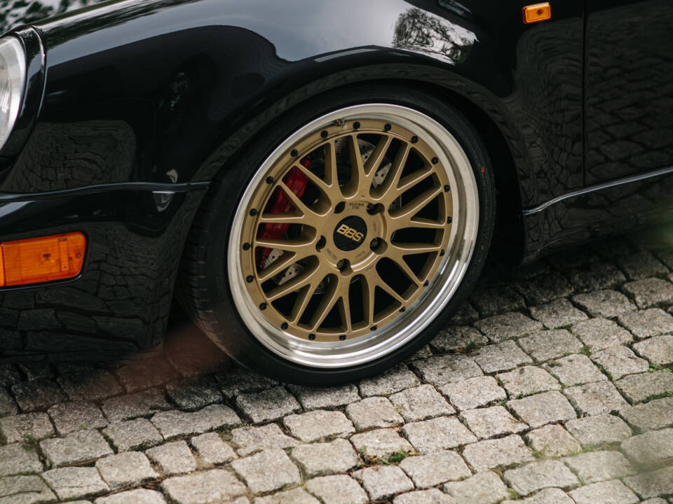 Image 36/95 of Porsche 911 Turbo 3.3 (1991)