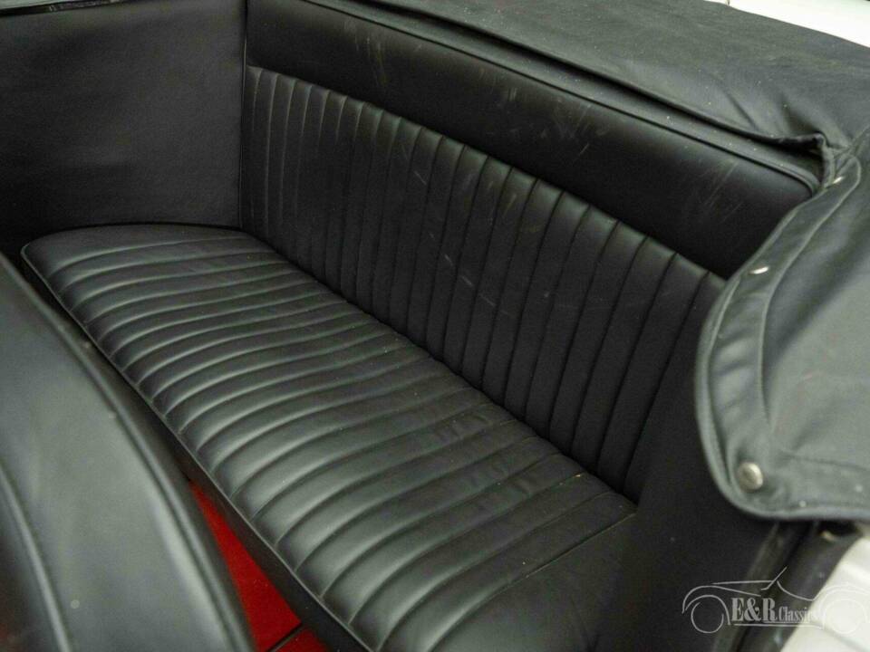 Imagen 13/19 de Peugeot 404 Cabriolet (1966)