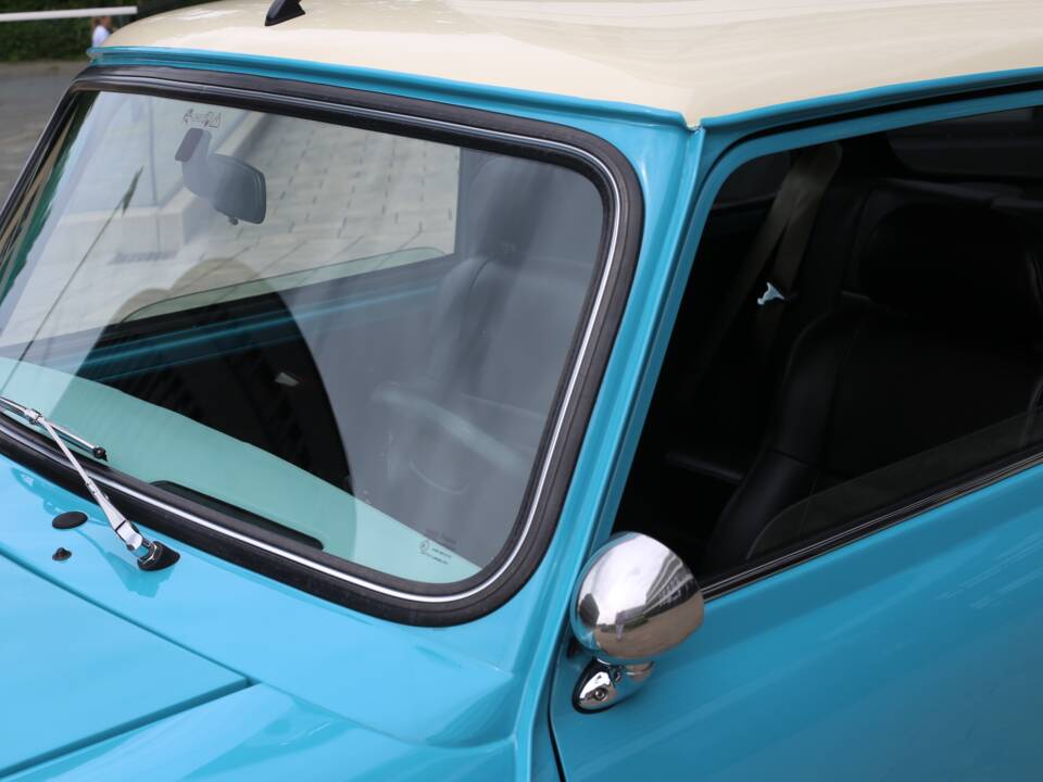 Immagine 8/34 di Mini Cooper 1.3i MPI (1997)