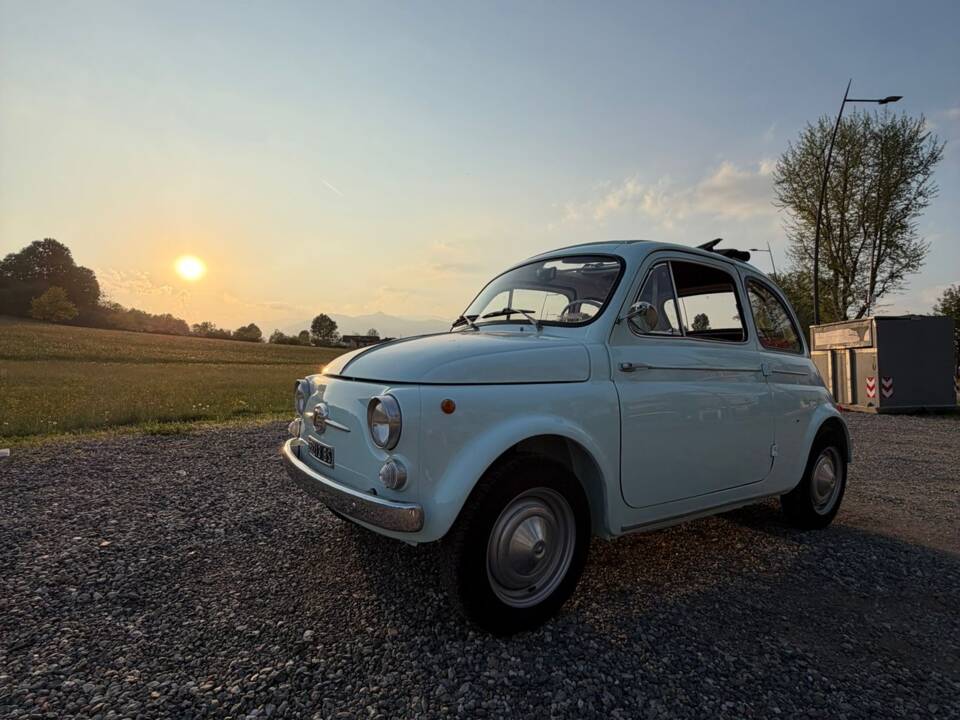 Image 41/63 de FIAT 500 D (1964)
