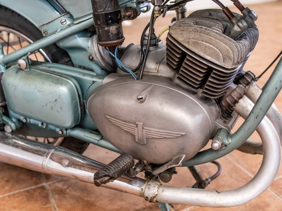 Image 11/13 of Adler MB 280 (1955)