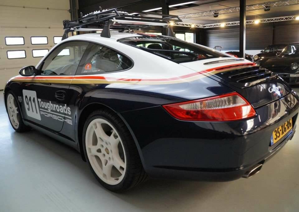 Image 40/50 de Porsche 911 Carrera (2005)