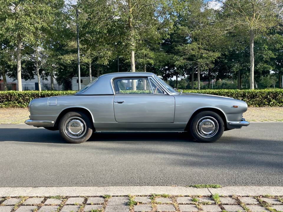 Image 4/18 of Lancia Flavia 1.8 (Vignale) (1968)