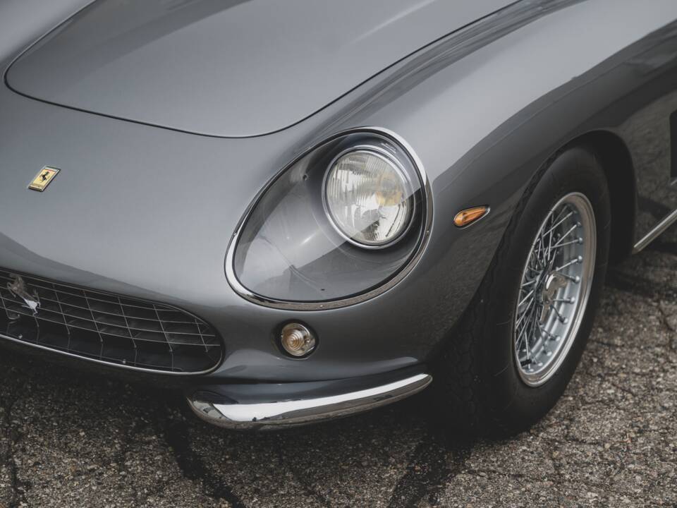 Image 3/79 of Ferrari 275 GTB/4 (1968)