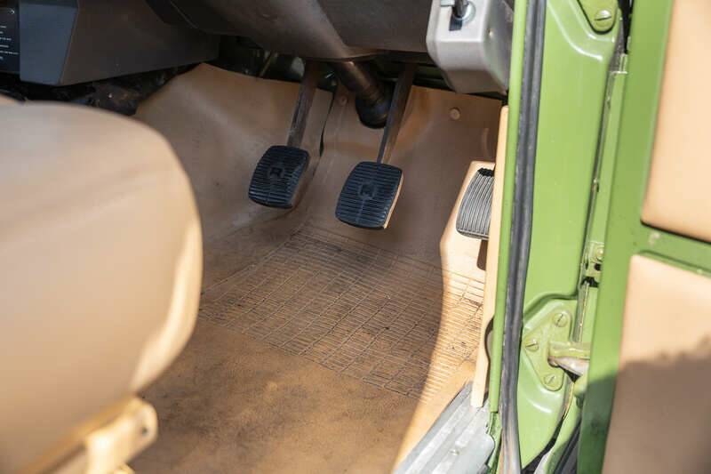 Bild 42/50 von Land Rover Range Rover Classic (1971)