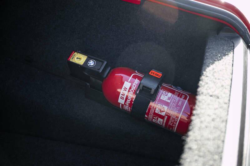 Image 45/50 of BMW 635 CSi (1989)