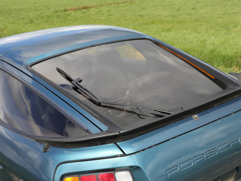 Bild 21/48 von Porsche 928 (1978)