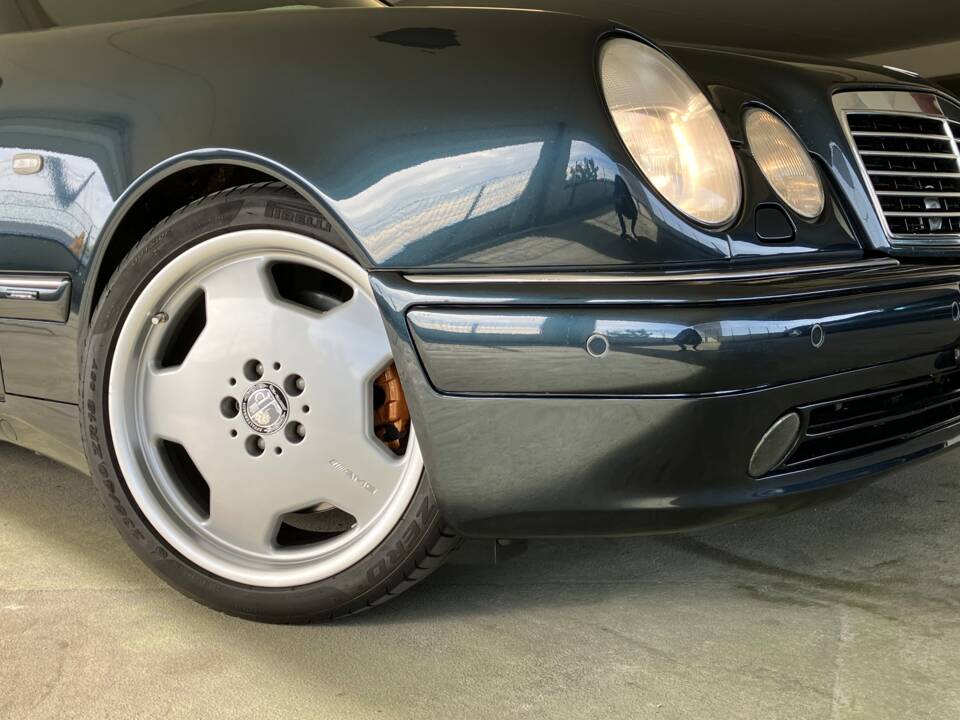 Afbeelding 14/21 van Mercedes-Benz E 50 AMG (1997)