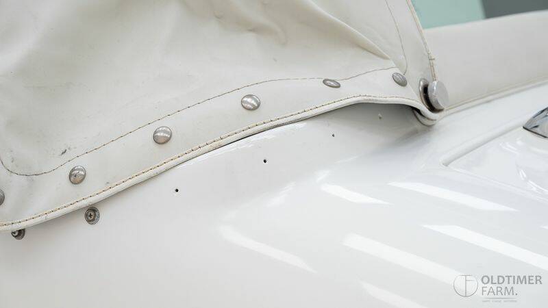 Image 8/15 of Excalibur Roadster IV (1983)