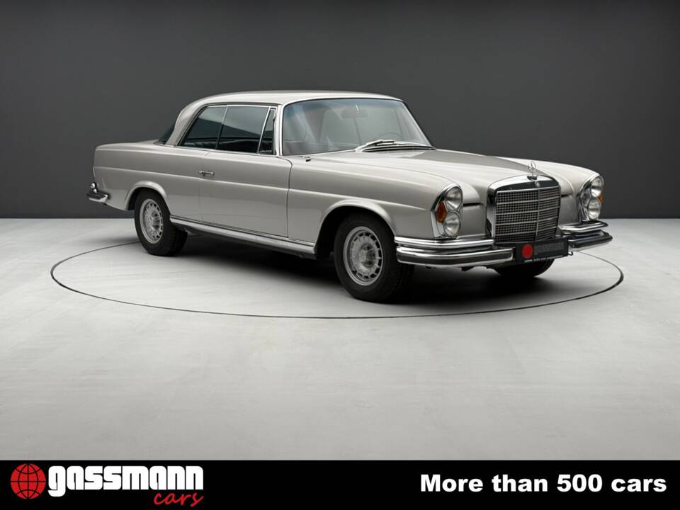 Afbeelding 3/15 van Mercedes-Benz 280 SE 3,5 (1970)