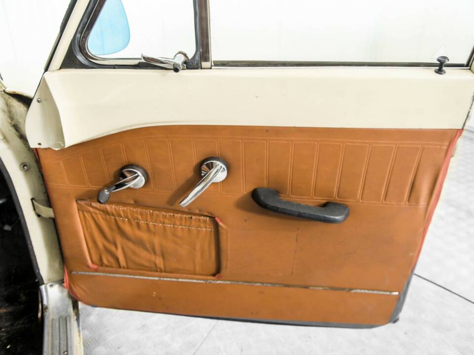 Bild 29/50 von Volvo Amazon P220 (1968)
