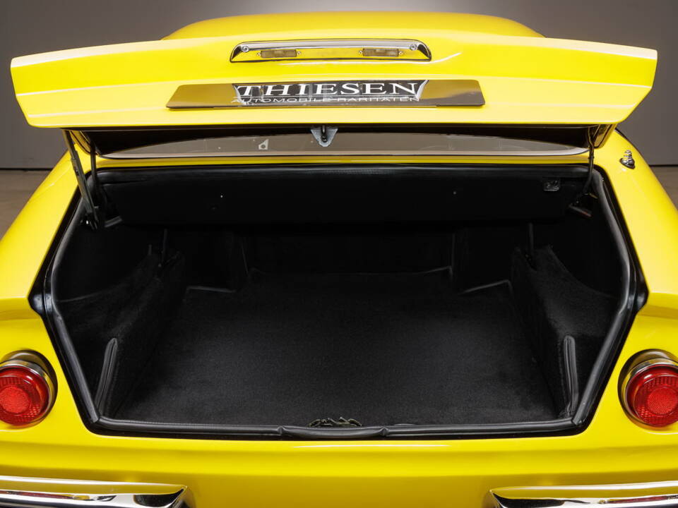 Bild 38/50 von Ferrari 365 GTB&#x2F;4 Daytona (1972)