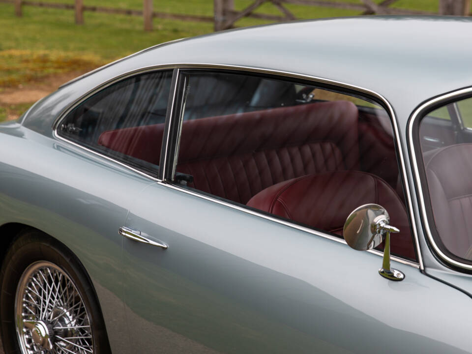 Afbeelding 65/94 van Aston Martin DB 4 (1960)