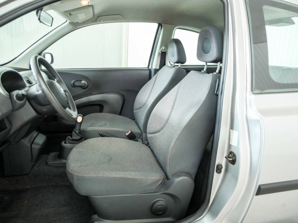 Image 15/35 of Nissan Micra C+C 1.6 (2005)