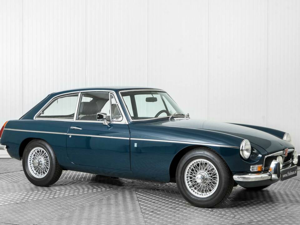 Bild 5/50 von MG MGB GT (1972)