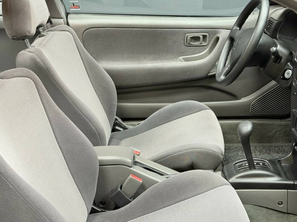 Image 3/50 of Nissan 100 NX (1994)