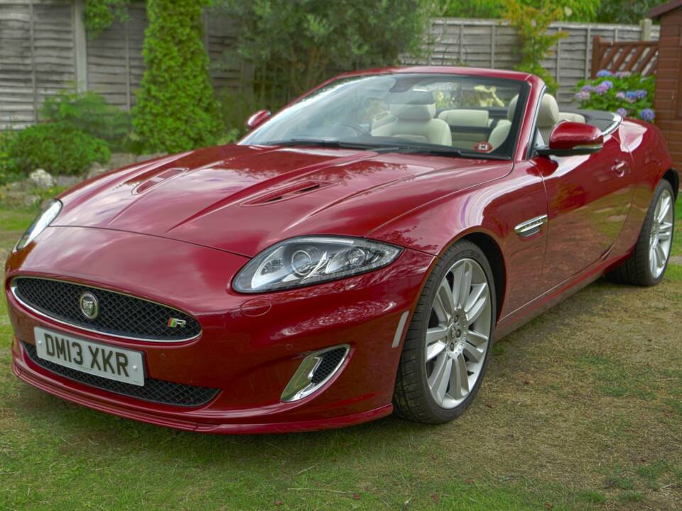 Image 6/50 of Jaguar XKR (2013)