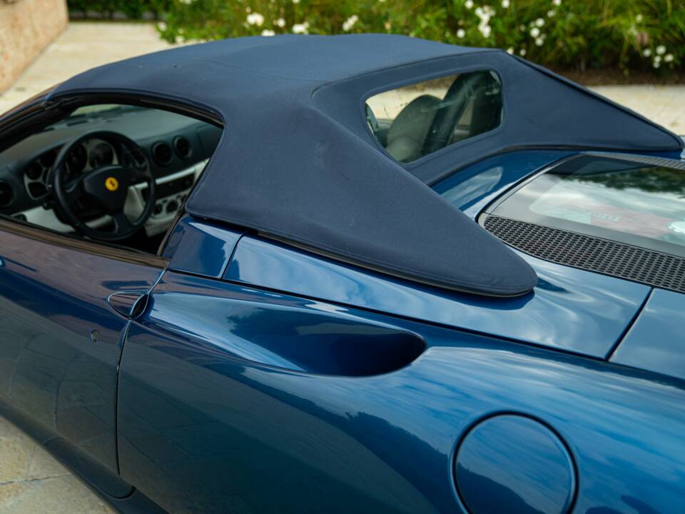 Image 25/50 of Ferrari 360 Spider (2002)