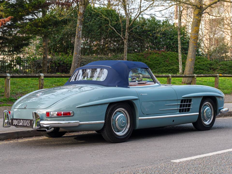 Image 8/33 de Mercedes-Benz 300 SL Roadster (1957)