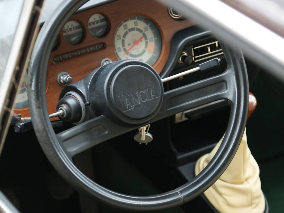 Immagine 13/44 di Lancia Fulvia 1.3 S (1970)