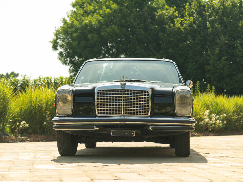 Image 3/50 of Mercedes-Benz 250 CE (1970)