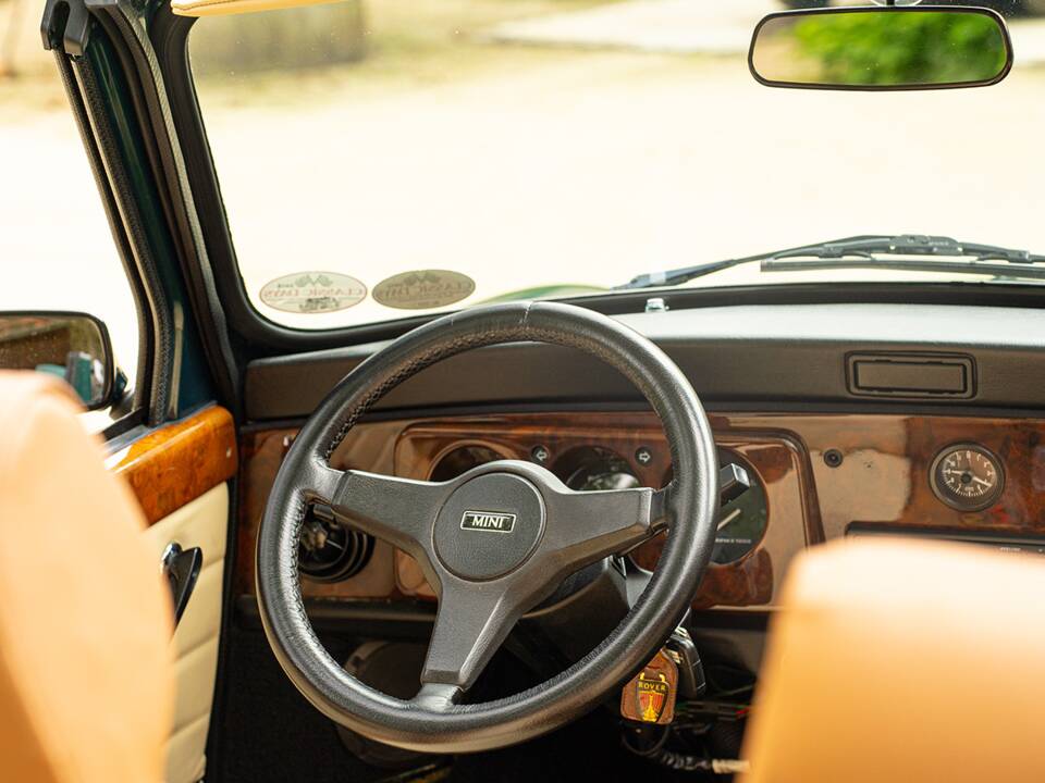 Image 40/85 of Rover Mini Cabriolet (1996)