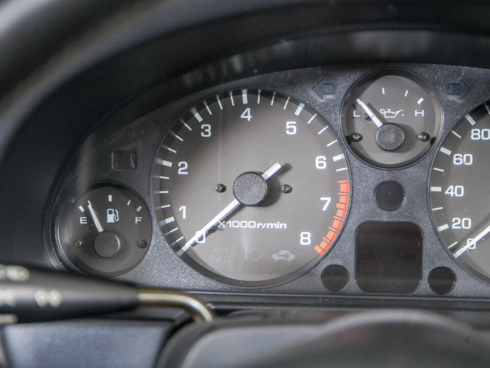 Image 20/50 of Mazda MX-5 1.6 (1997)